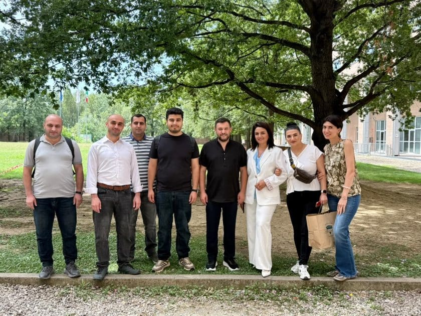 Nazirliyin əməkdaşı İtaliyada AƏMQET proqramı üzrə PhD elmi dərəcəsi alan ilk azərbaycanlı qadın olub