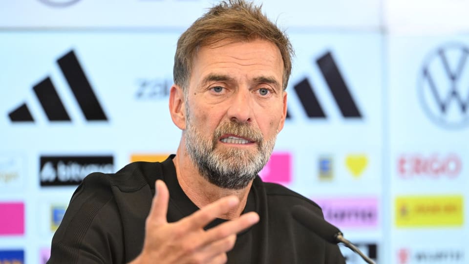 Yürgen Klopp məşqçiliklə vidalaşacağı tarixi açıqladı
