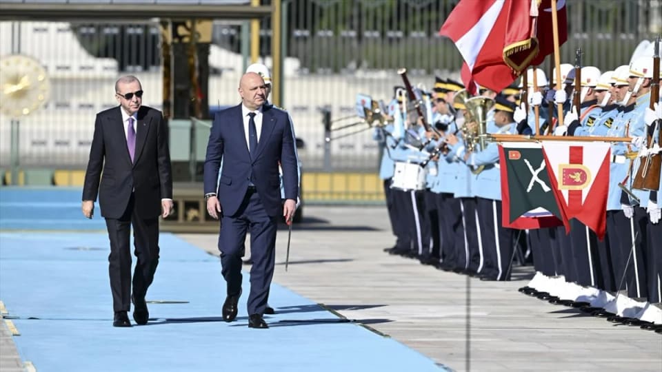 Livan Prezidenti Türkiyəyə səfər edib