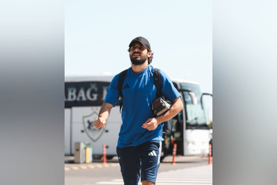 “Qarabağ” “Dinamo” ilə oyun üçün Polşaya yola düşüb