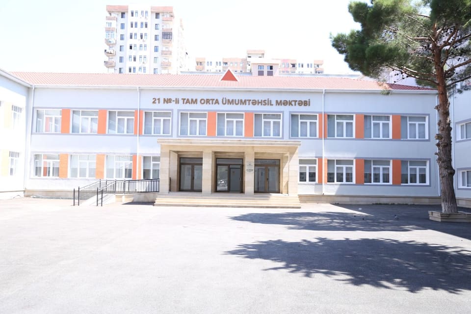 21 nömrəli tam orta məktəbdə əsaslı təmir işləri yekunlaşır - FOTOLAR