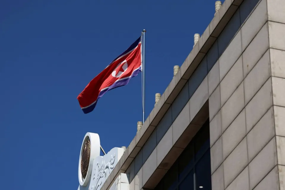 Şimali Koreya Yaponiyanın yeni müdafiə strategiyasını kəskin tənqid edib