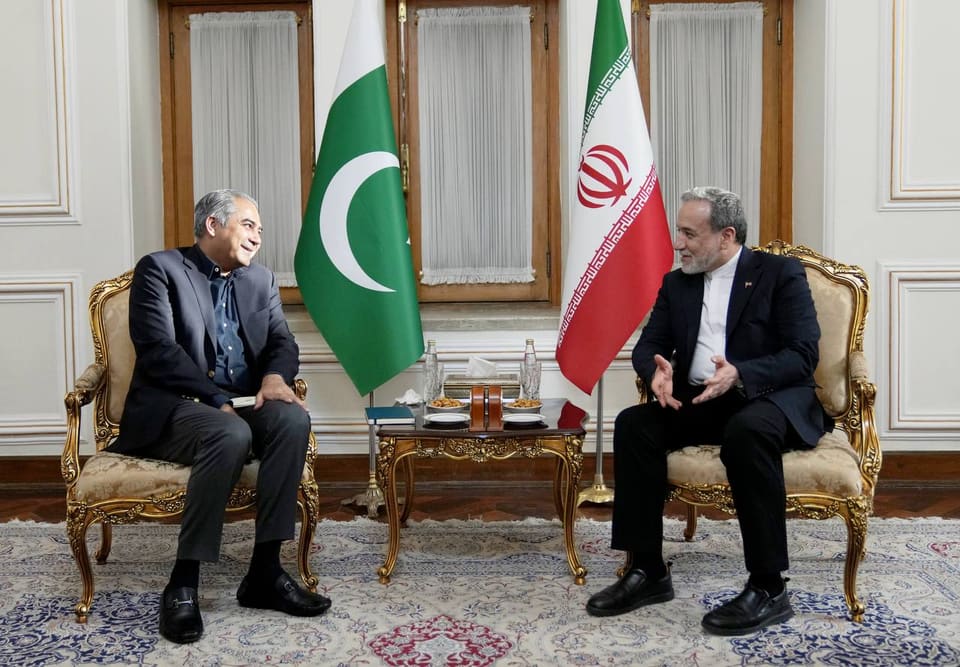Pakistanın daxili işlər naziri Əraqçi ilə görüşüb