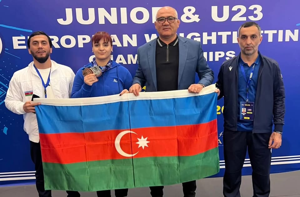 Azərbaycan atleti Avropa birinciliyində 3 medal qazanıb