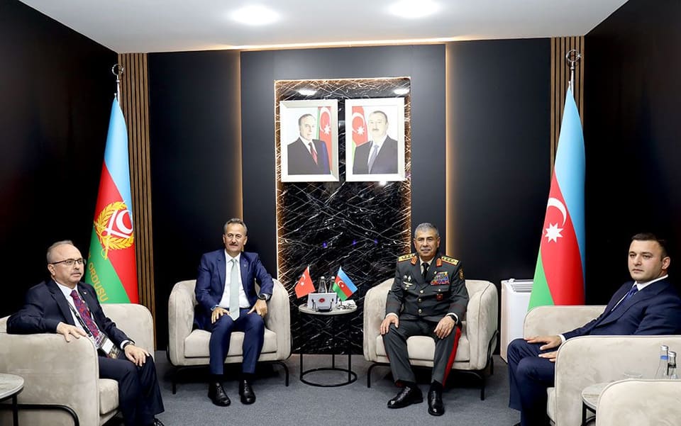 Azərbaycan Müdafiə Nazirliyi ilə Türkiyənin müdafiə sənayesi şirkətləri arasında əməkdaşlığa dair müqavilələr imzalanıb 
