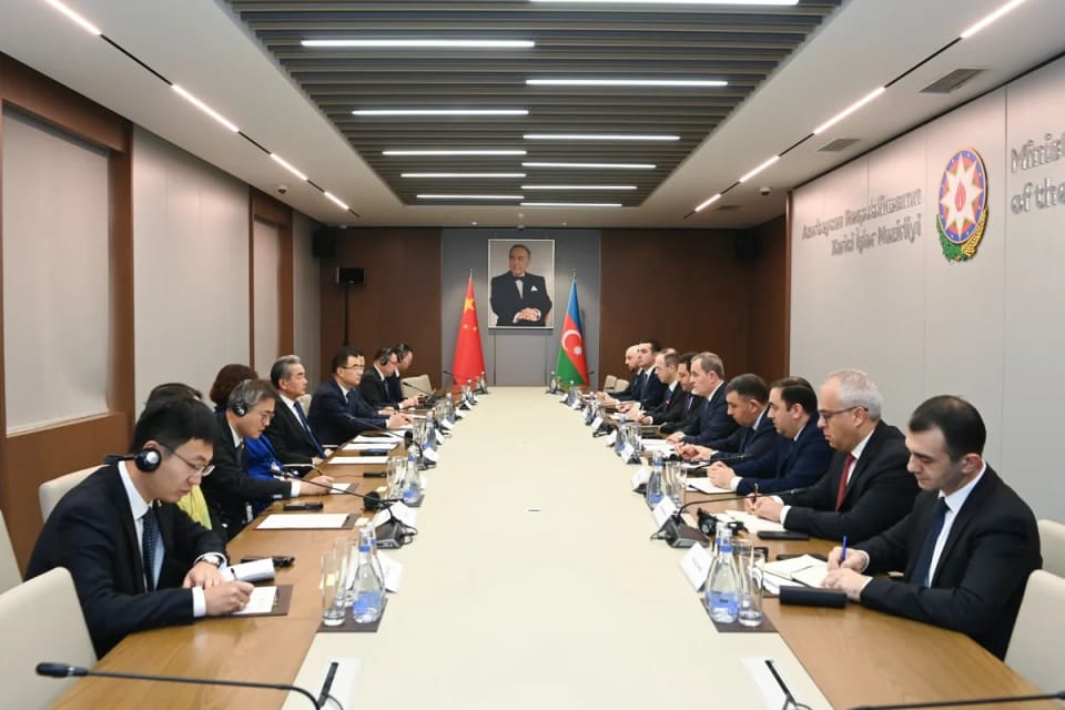 Azərbaycan və Çin XİN rəhbərləri görüşüb - YENİLƏNİB