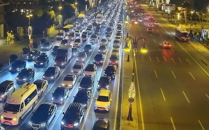 Bir sıra küçə və prospektlərində nəqliyyatın hərəkəti müvəqqəti tənzimlənəcək