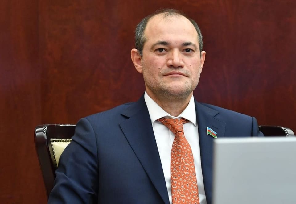 Deputat: Fermerin məhsulunu maya dəyərindən aşağı satmasının qarşısı alınmalıdır