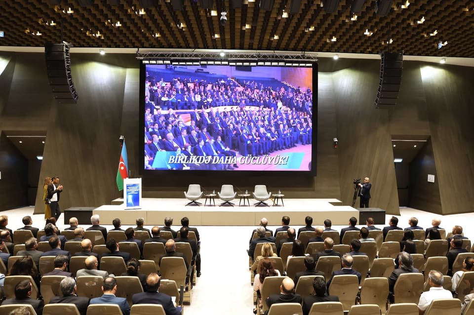 Dövlət Vergi Xidməti və TÜİB rəhbərliyi sahibkarlarla bir araya gəlib