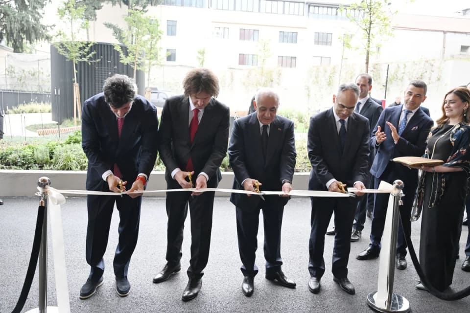 Əli Əsədov və İrakli Kobaxidze Gürcüstanda hotel açılışında iştirak ediblər
