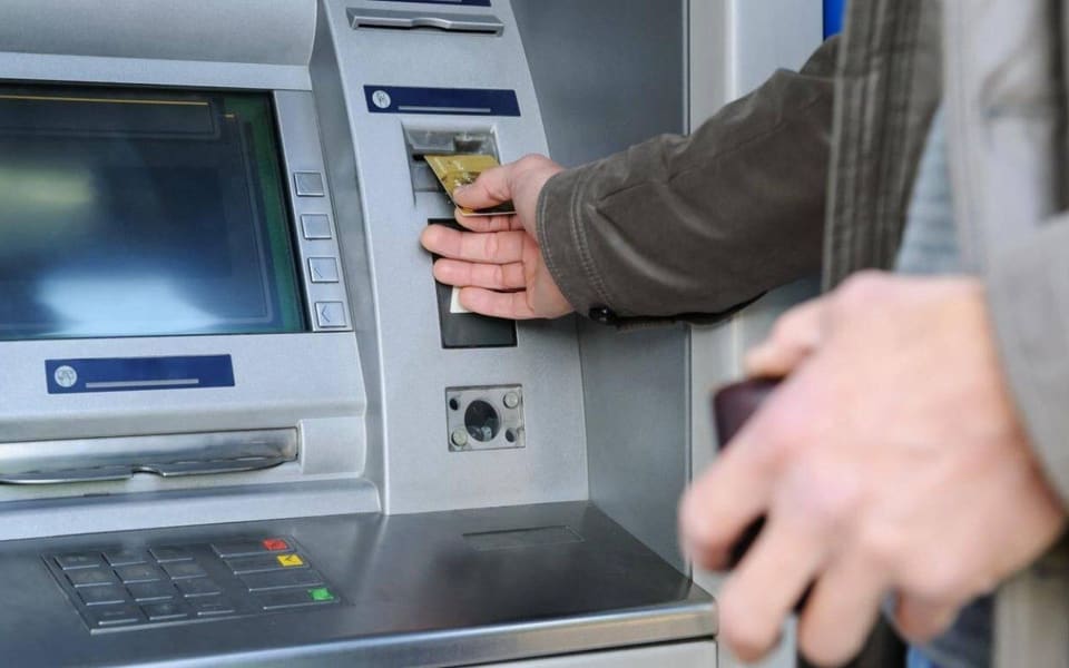 Əmək pensiyalarının bərpası və yenidən təyin edilməsi qaydaları açıqlanıb