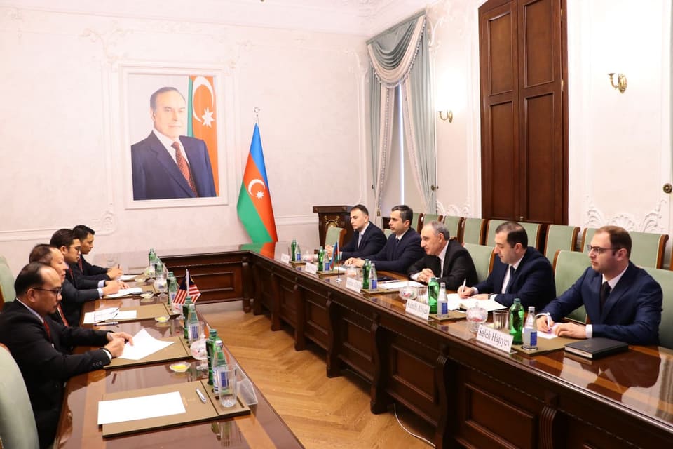 Baş prokuror Malayziyanın Korrupsiyaya Qarşı Mübarizə Komissiyasının sədri ilə görüşüb