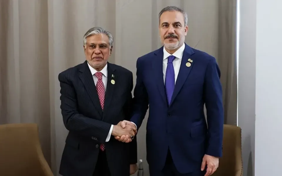 Hakan Fidan pakistanlı həmkarı ilə Məkkə sazişini müzakirə edib