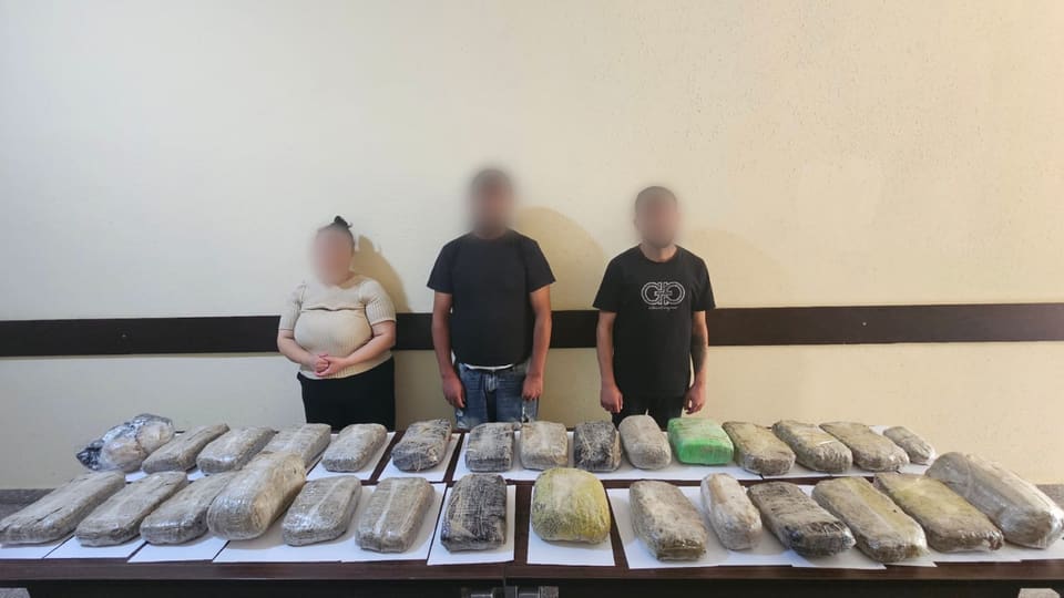 Over 55 kg of narcotics smuggling from Iran to Azerbaijan prevented