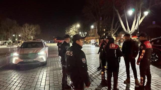 İstanbulda əməliyyat zamanı 529 şübhəli saxlanılıb