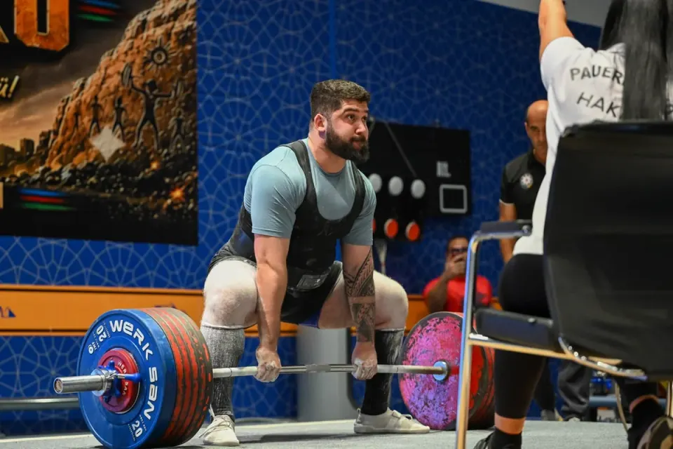 Pauerliftinq və benç-press üzrə Azərbaycan Kuboku keçirilib