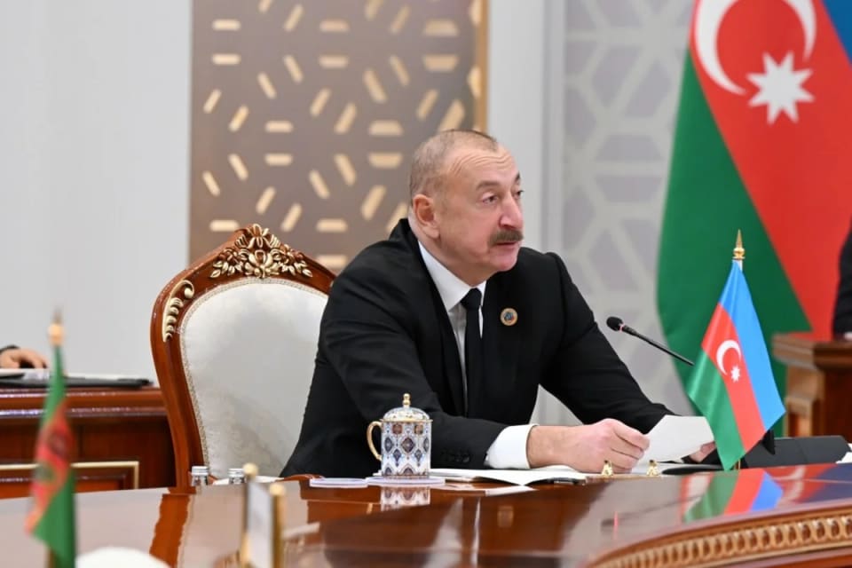 Prezident İlham Əliyev AQEM-in Zirvə Toplantısında torpaqlarımızın işğaldan azad edilməsi məsələsinə toxunub