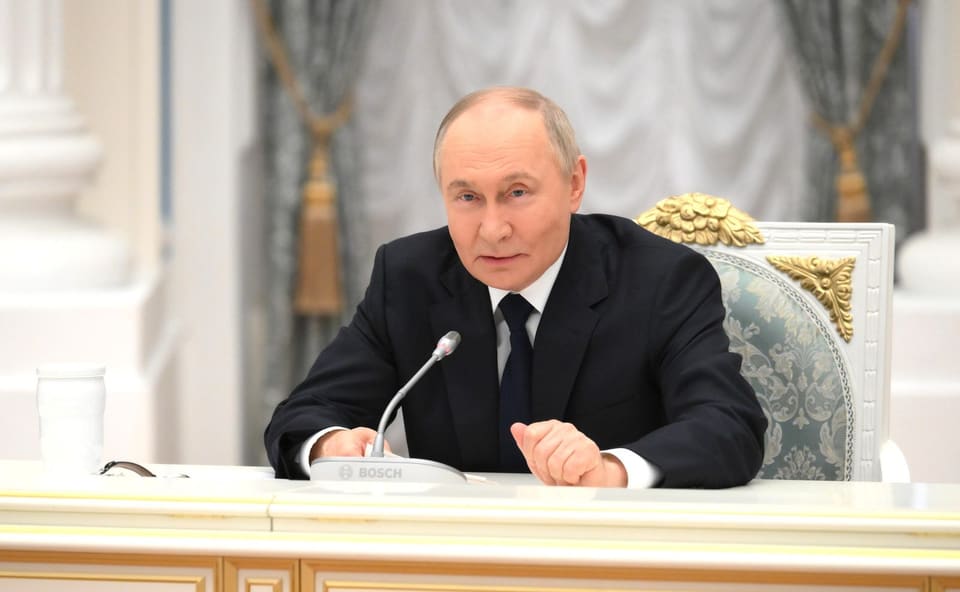 Putin Pezeşkian və Qətər əmiri ilə görüşəcək