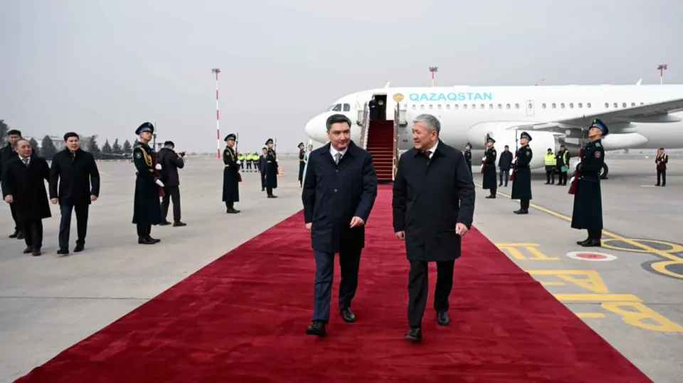 Qazaxıstanın Baş naziri Qırğızıstana səfər edib