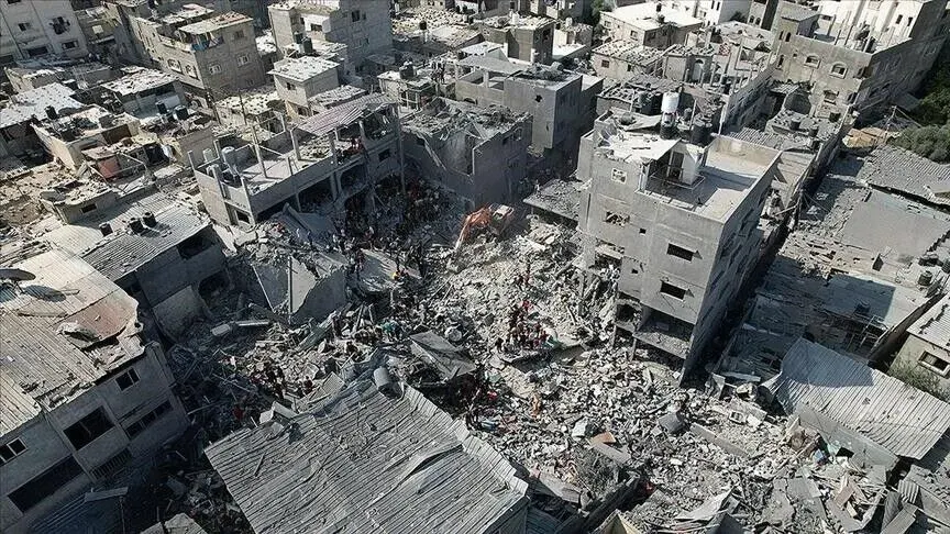 Nine killed in Gaza building collapse