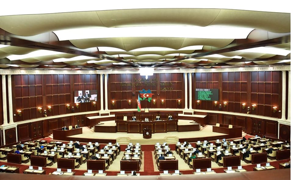 Rəqəmsal texnologiyalar üzrə güzəştlərlə bağlı qanun yenidən MM-də müzakirəyə çıxarılıb