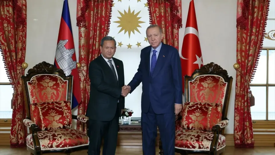 Türkiyə Prezidenti Kambocanın Baş naziri ilə müzakirə aparıb