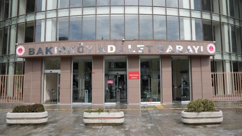 Türkiyədə Bakırköy bələdiyyəsində korrupsiya istintaqı ilə 39 nəfər həbs olunub
