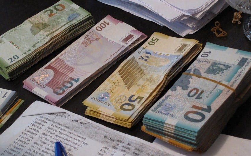 Vergi ödəyicilərinə xidmət mərkəzlərində 600 mindən çox xidmət göstərilib