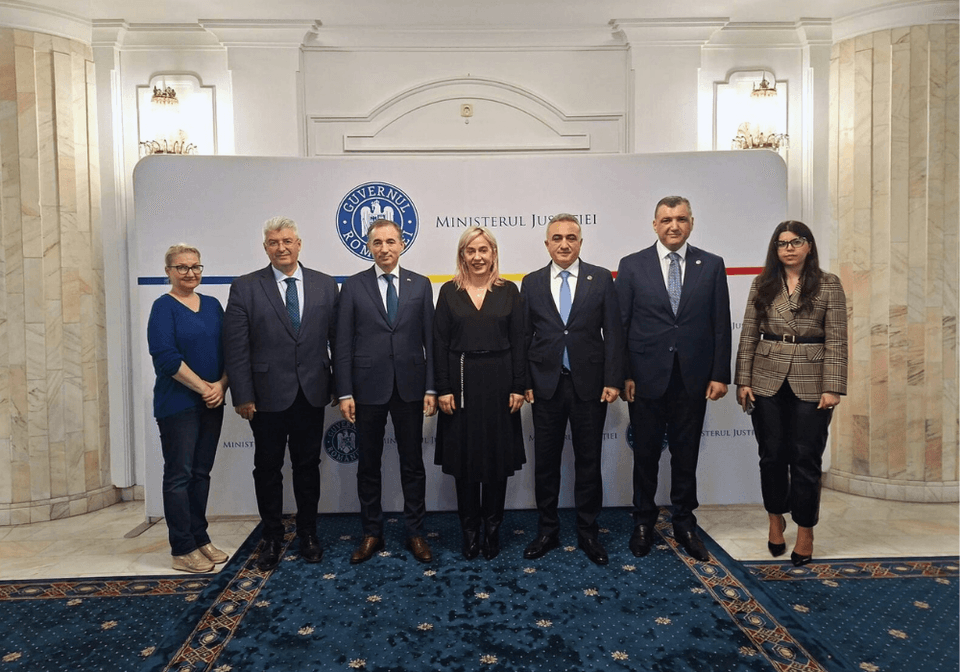 Vəkillər Kollegiyasının rəhbərliyi Rumıniyanın Ədliyyə Nazirliyində görüş keçirib
