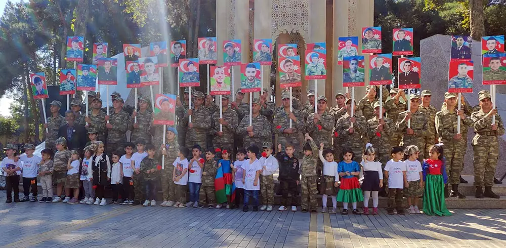 27 Sentyabr - Anım Günü ilə əlaqədar Azərbaycan Ordusunda silsilə tədbirlər keçirilib