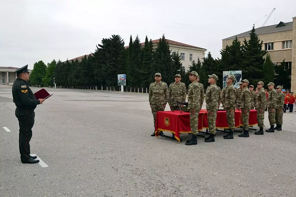 Azərbaycan Ordusunda andiçmə mərasimləri keçirilib