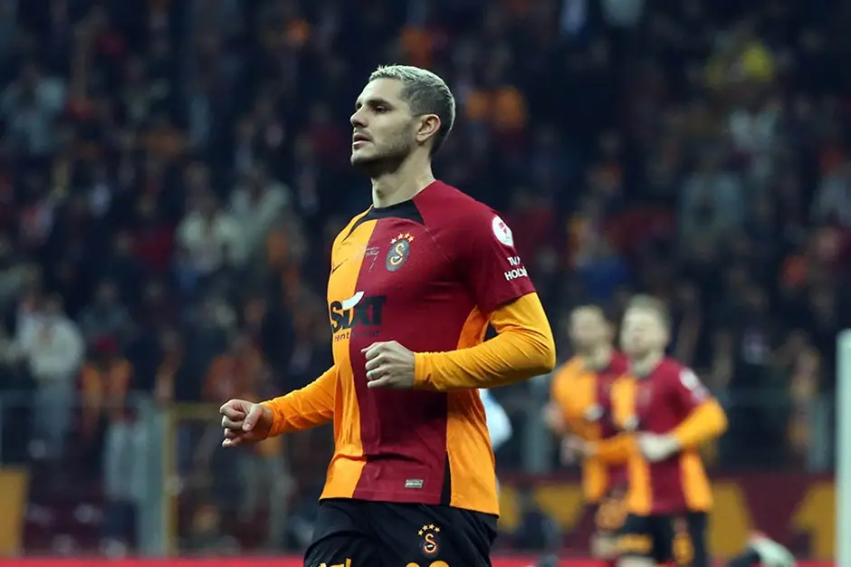 Mauro İkardi "Qalatasaray"ın tarixinə düşdü