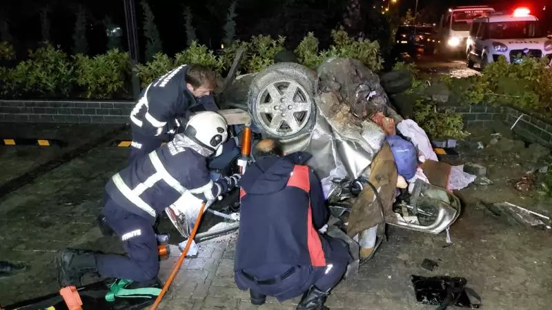 Türkiyədə sərxoş sürücü qəza törədib, bir ailənin 4 üzvü ölüb