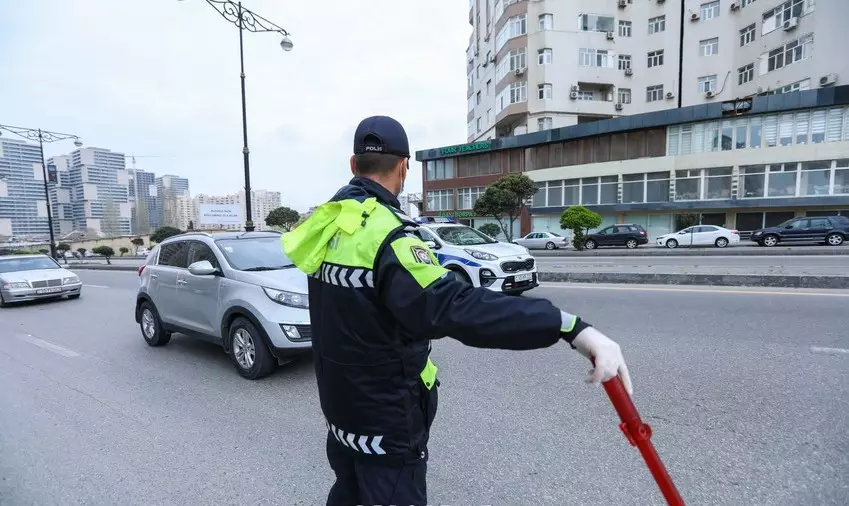 Narkotik vasitənin və spirtli içkinin təsiri altında avtomobil idarə edən sürücü saxlanılıb