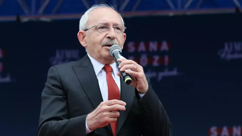 CXP lideri Kılıçdaroğlu müşavirlərini işdən çıxarıb