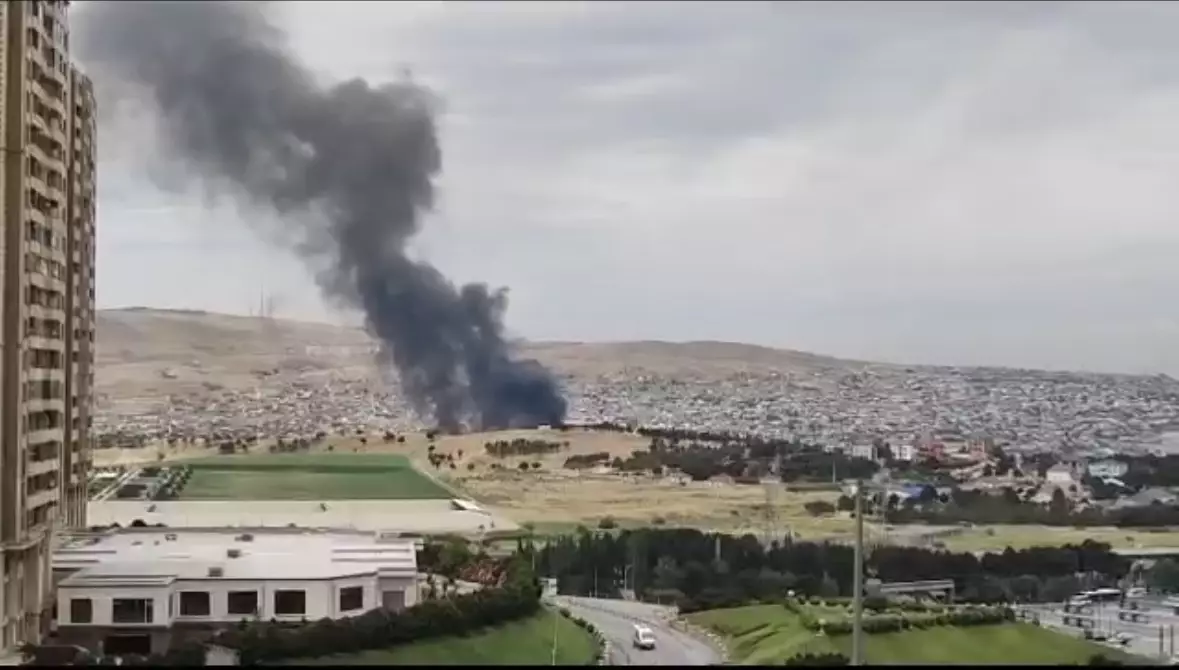 Xocəsən qəsəbəsində açıq ərazidə baş verən yanğın söndürülüb - YENİLƏNİB