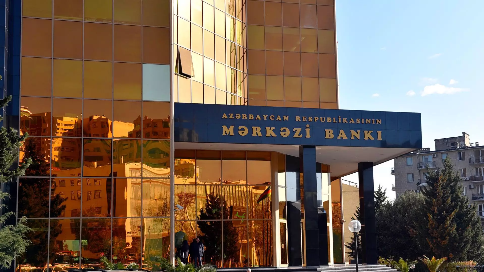 Mərkəzi Bankın valyuta ehtiyatları artıb