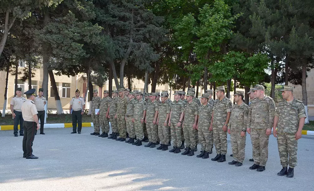 Zabit heyətinin təkmilləşdirmə kursunun növbəti buraxılışı olub