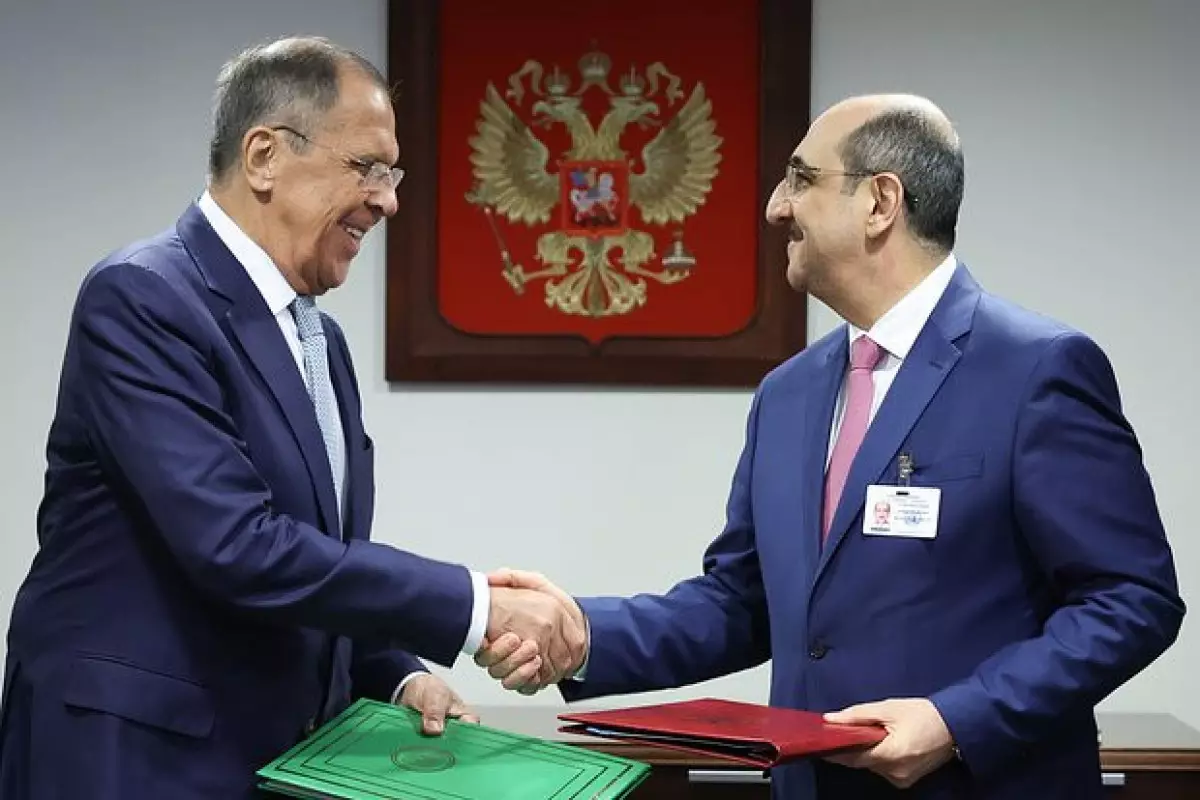 Lavrov suriyalı həmkarı ilə görüşüb