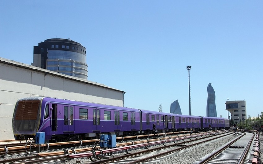 Rusiyadan Bakı Metrosu üçün alınan qatarlardan ikisi ölkəyə gətirilib