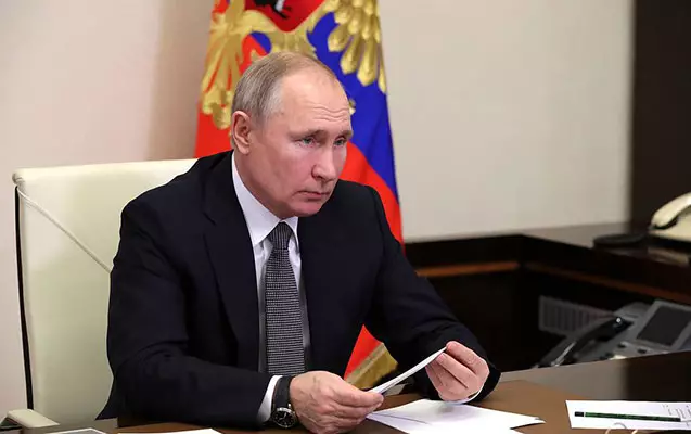 Putin neft məhsullarını daha aşağı qiymətlə satmağa qərar verib