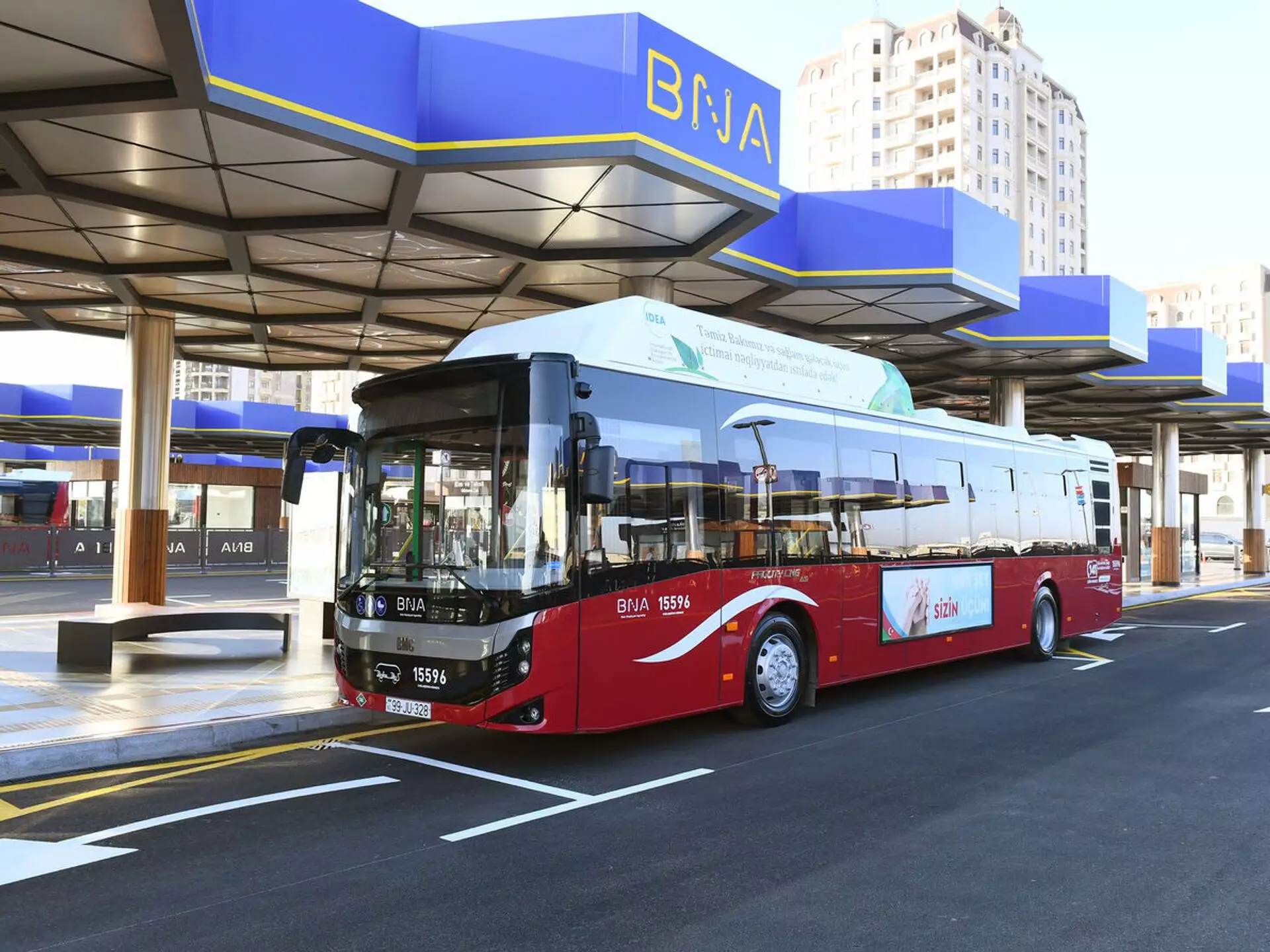 Anar Rzayev: Bakı şəhərində hazırda 2100 avtobus var