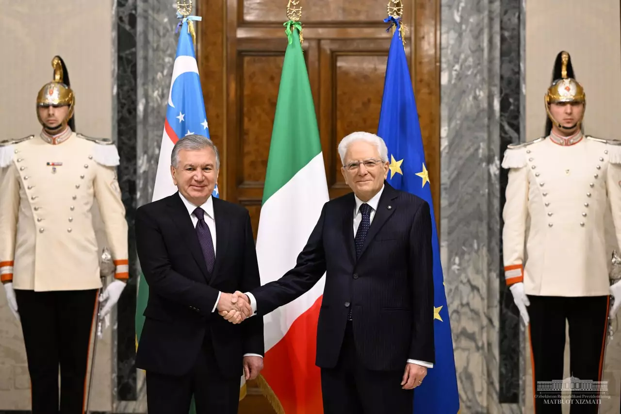 Şavkat Mirziyoyev Sercio Mattarella ilə görüşüb