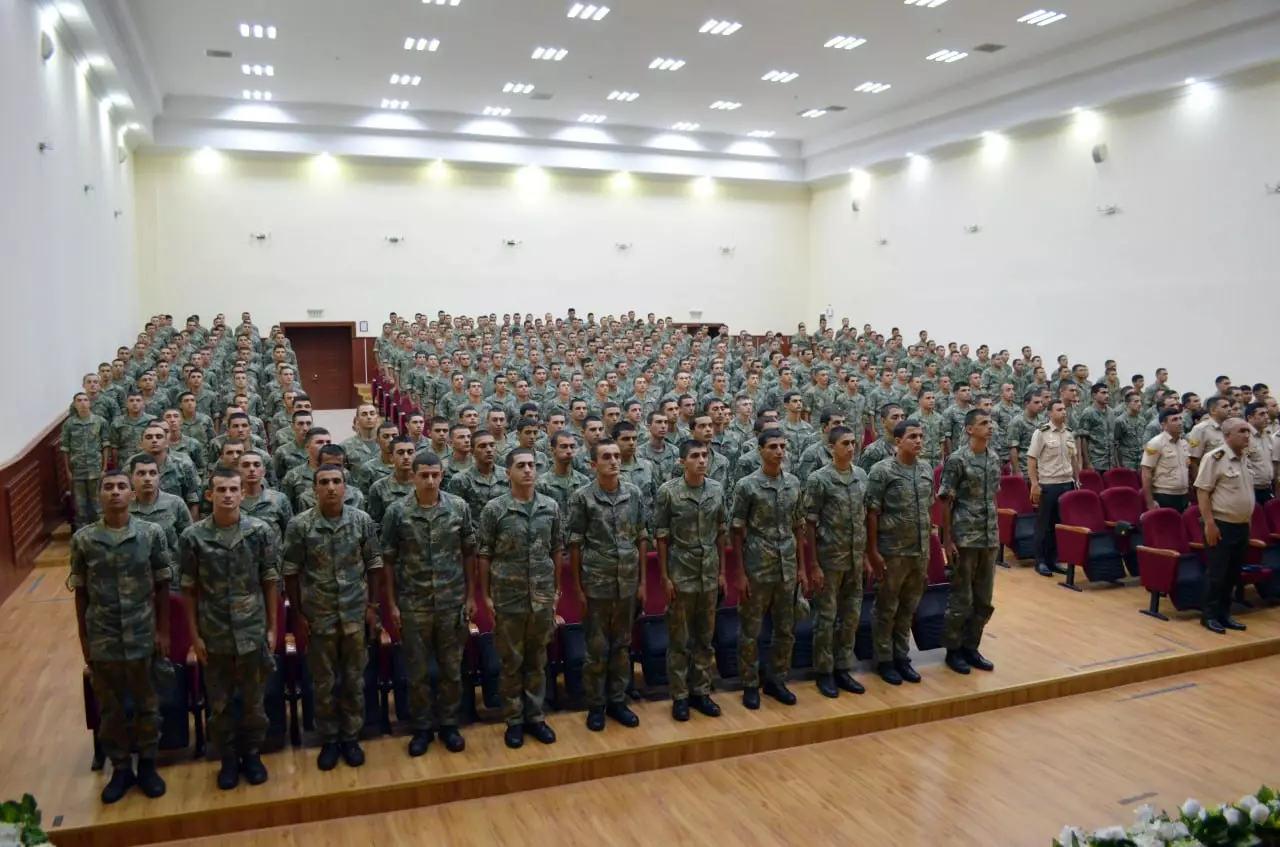 Azərbaycan Ordusunda Dövlət Suverenliyi Günü ilə əlaqədar silsilə tədbirlər keçirilib