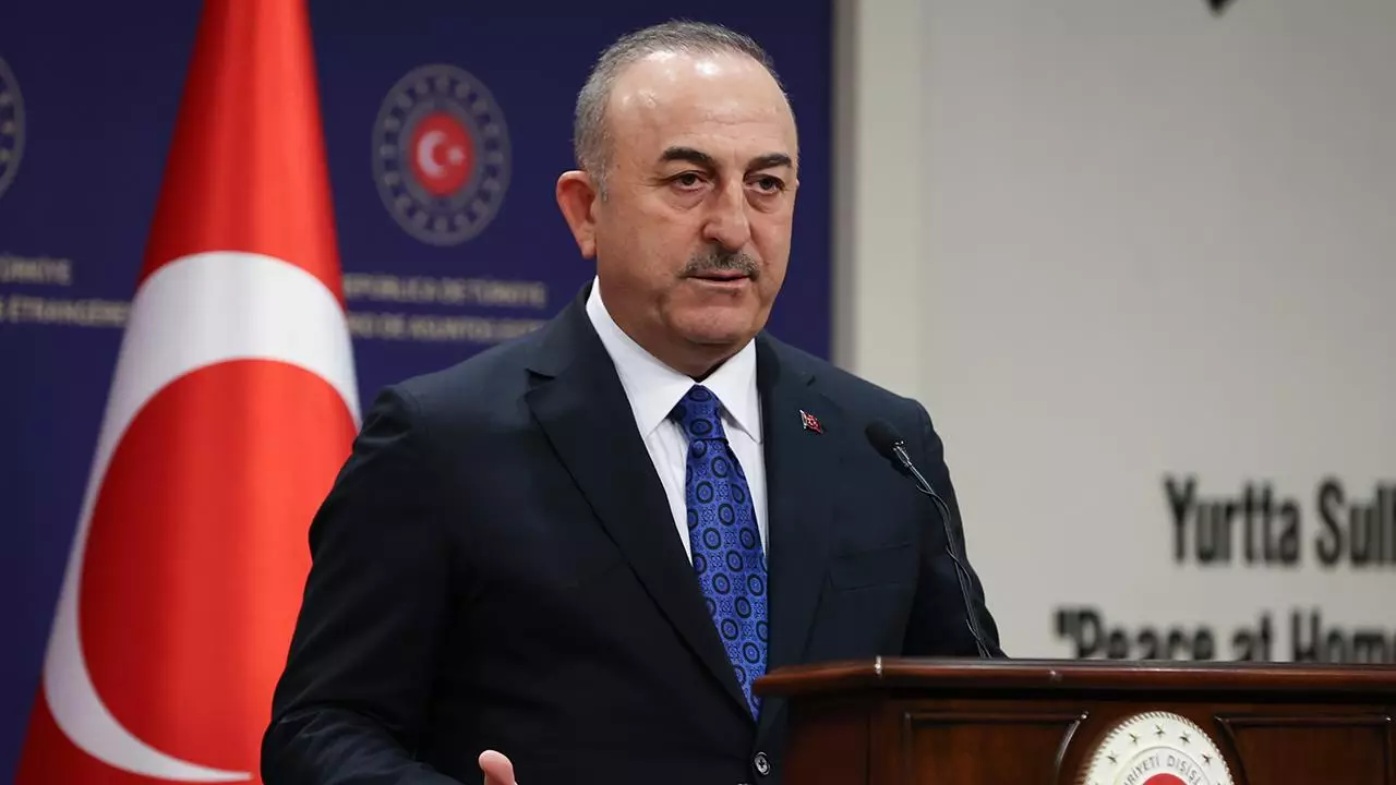 Çavuşoğlu: Ermənistan səhvini düzəltməsə, müəyyən addımlar atmalı olacağıq