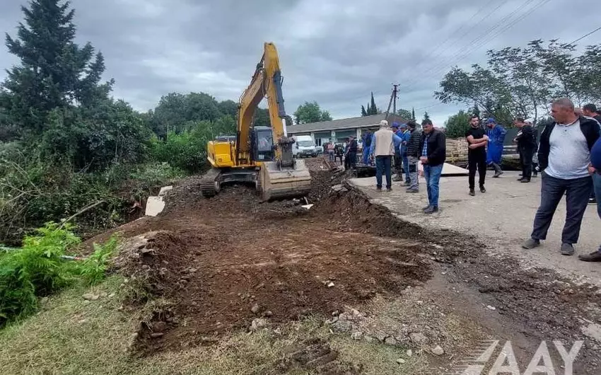 Astarada qəzalı vəziyyətə düşmüş körpünün yerləşdiyi ərazidə hərəkət bərpa olunub