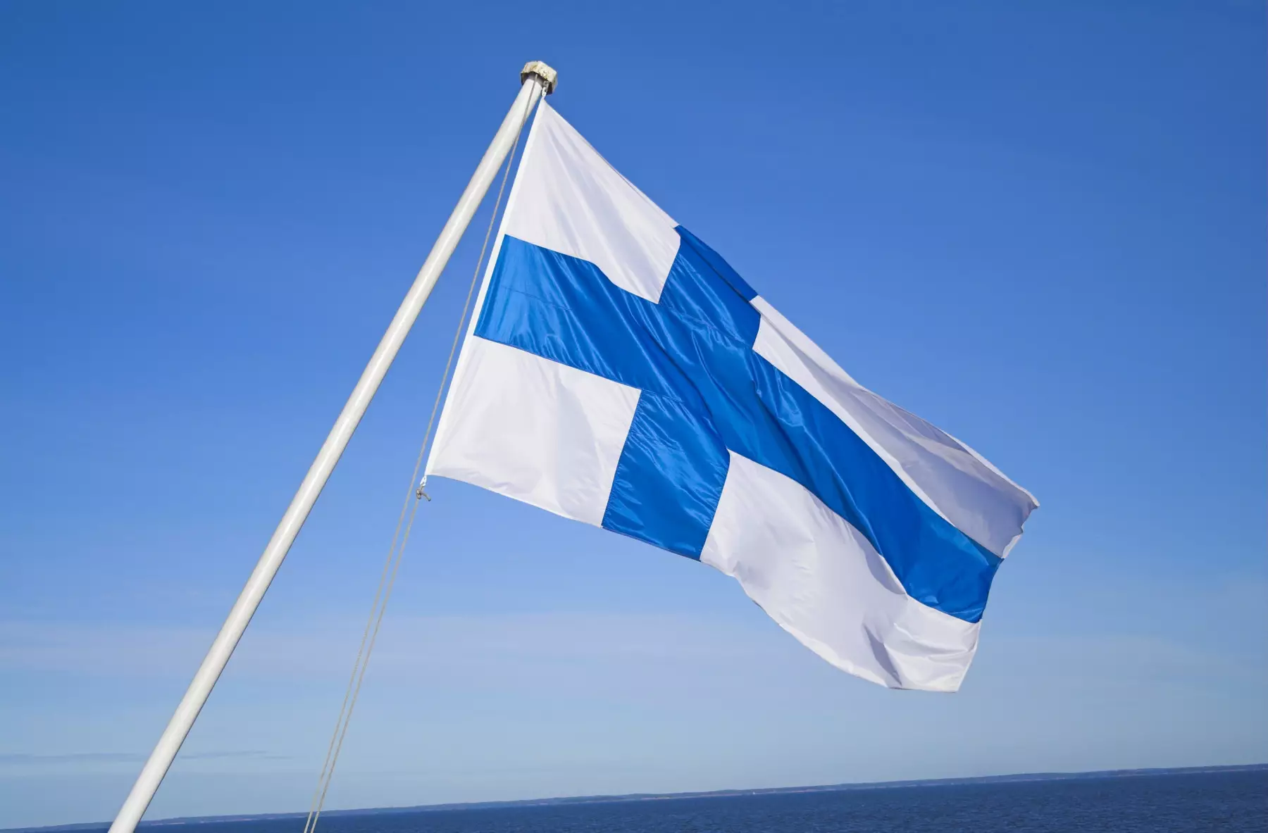 Finlandiya Prezidenti NATO-ya üzvlüklə bağlı qanunları imzalayıb