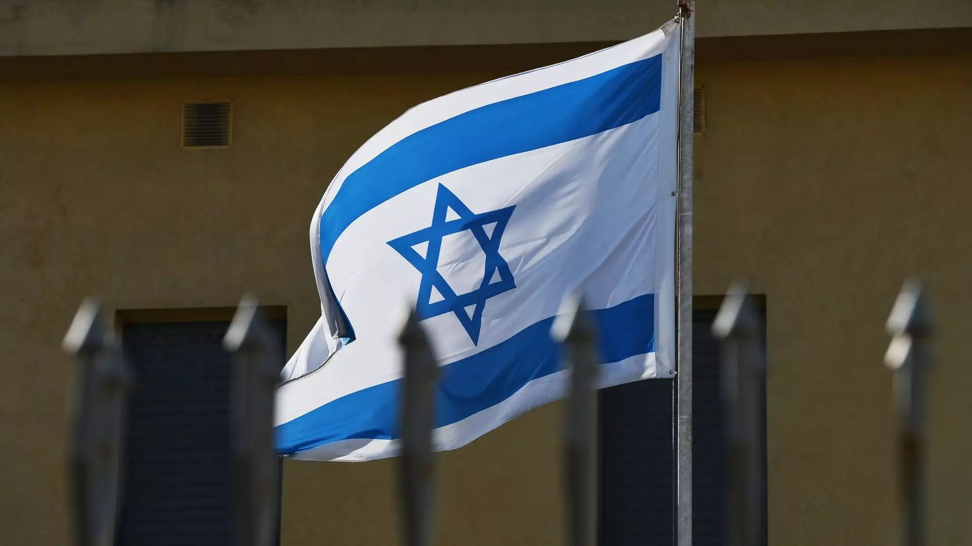 KİV: İsrail 39 fələstinlini həbsdən azad etməyə başlayır