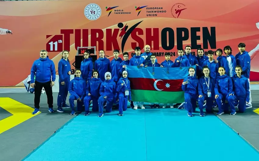 Yeniyetmə taekvondoçular Türkiyədə daha 4 medal qazandı