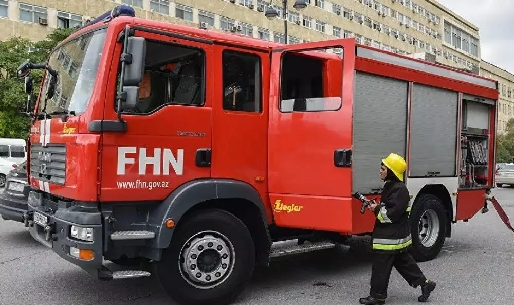 FHN: 44 yanğına çıxış olub, 3 nəfər xilas edilib